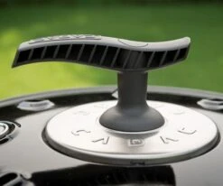 Cadac Carri Chef 50 BBQ 2 Plancha/Dome -World Of Camping carri2 handle 6355